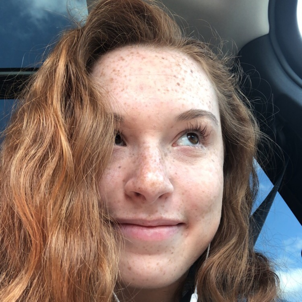 Meet your Posher, Julia